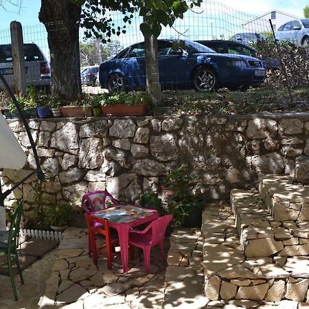 Apartmani Jenny i Tania Lopar Zewnętrze zdjęcie