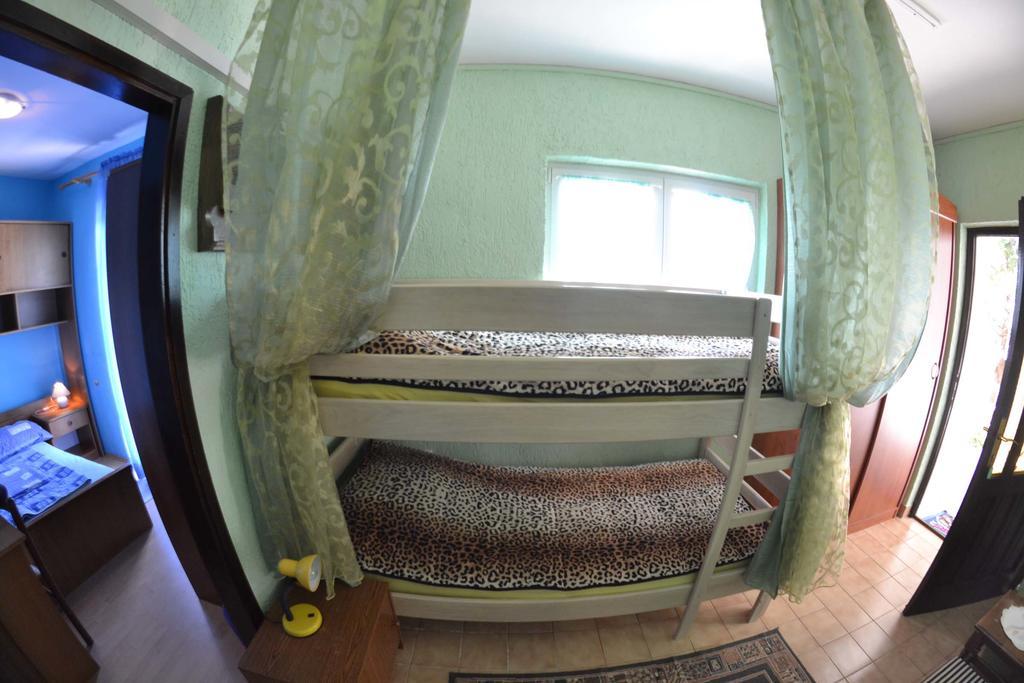 Apartmani Jenny i Tania Lopar Zewnętrze zdjęcie