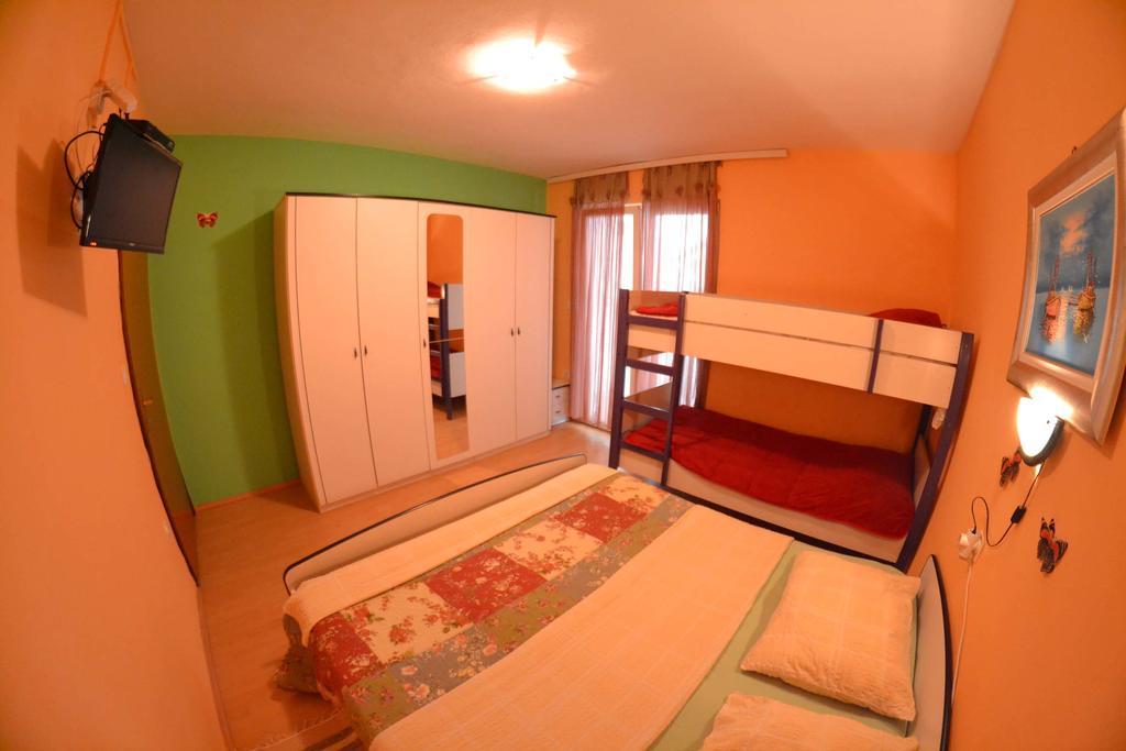Apartmani Jenny i Tania Lopar Zewnętrze zdjęcie