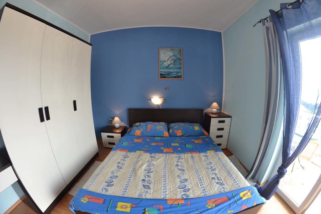 Apartmani Jenny i Tania Lopar Zewnętrze zdjęcie