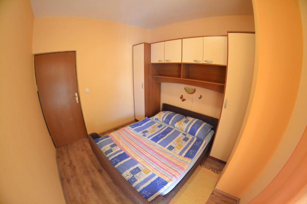 Apartmani Jenny i Tania Lopar Zewnętrze zdjęcie